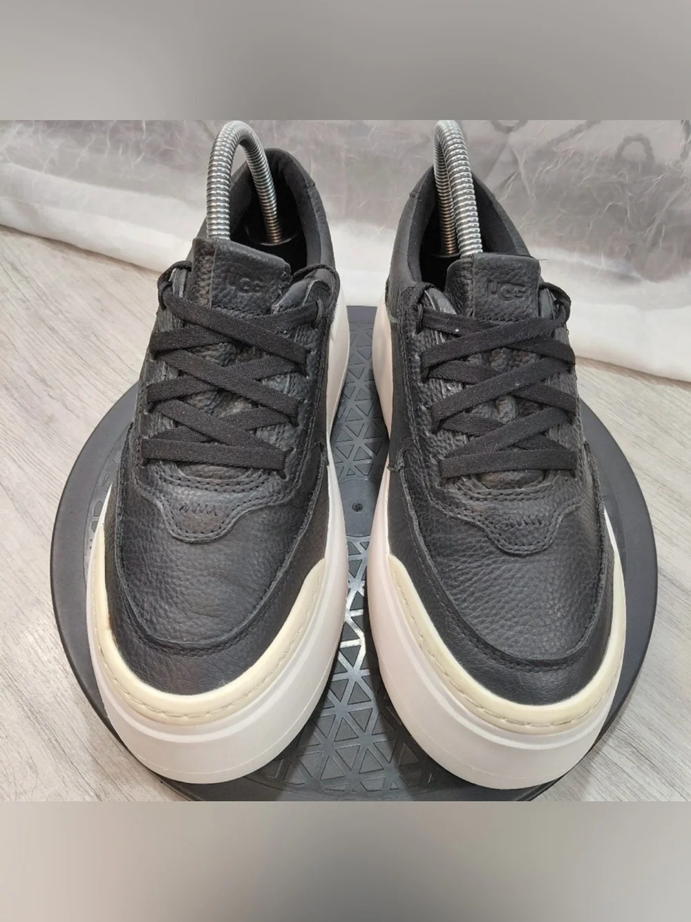 UGG Women Marin Mega Lace Black Leather Platform Sneaker Bright White Sole W7.5